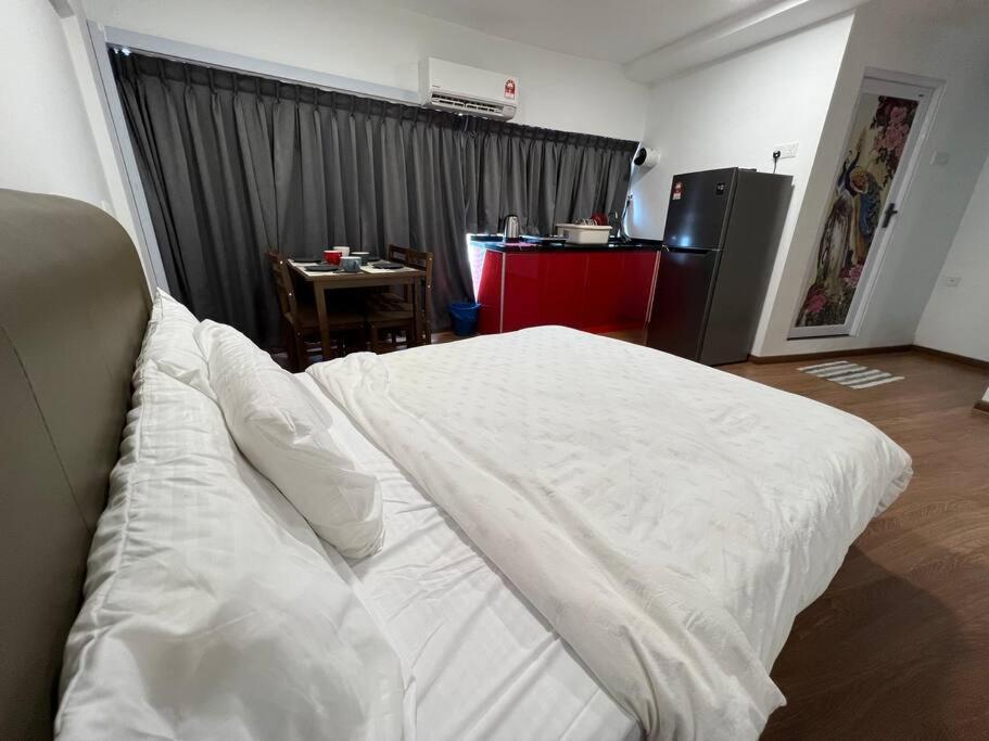 New 6Pax Soho Near Usm & Spice Arena & Airport Apartment Bayan Lepas Exterior photo