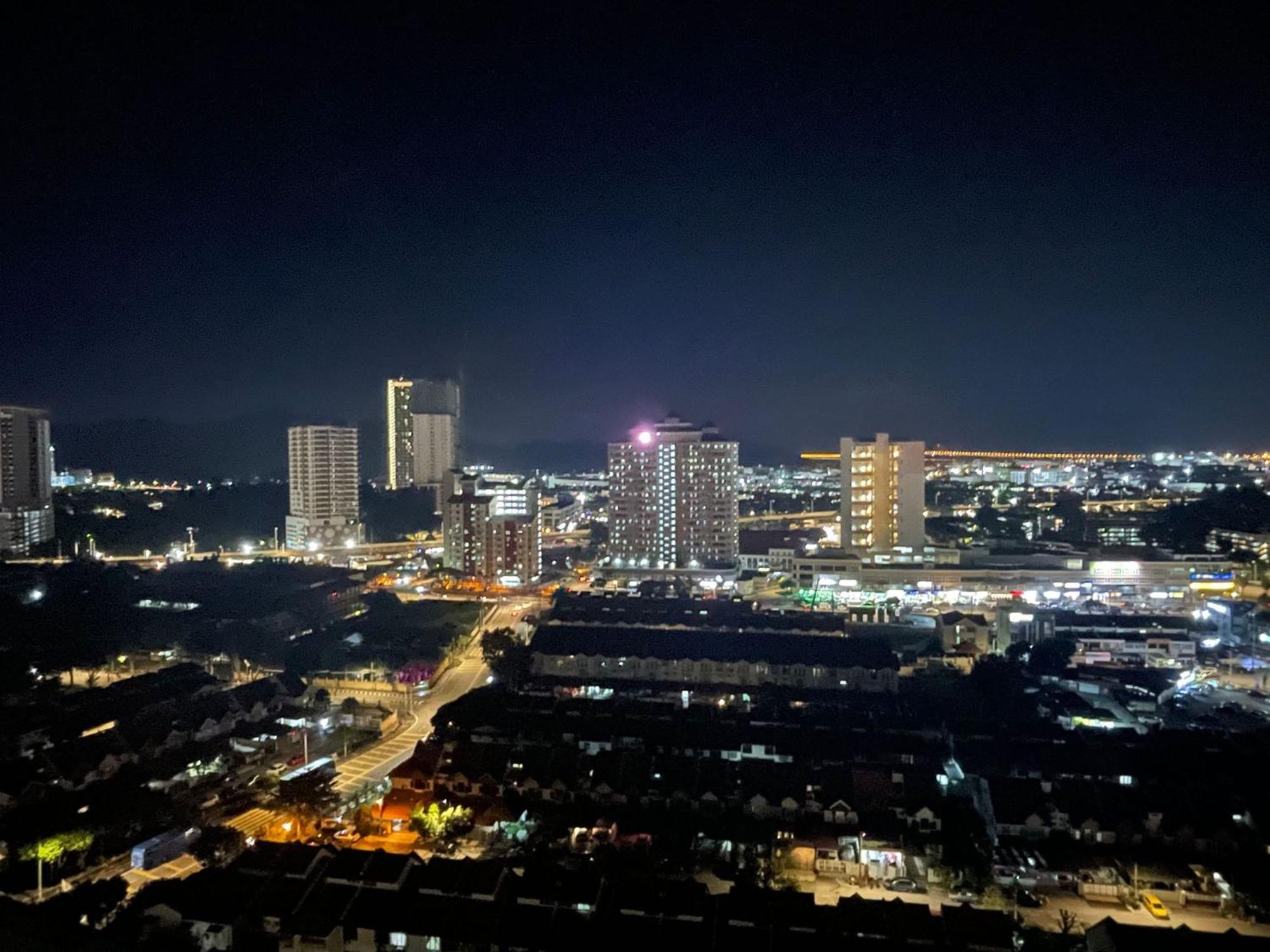 New 6Pax Soho Near Usm & Spice Arena & Airport Apartment Bayan Lepas Exterior photo