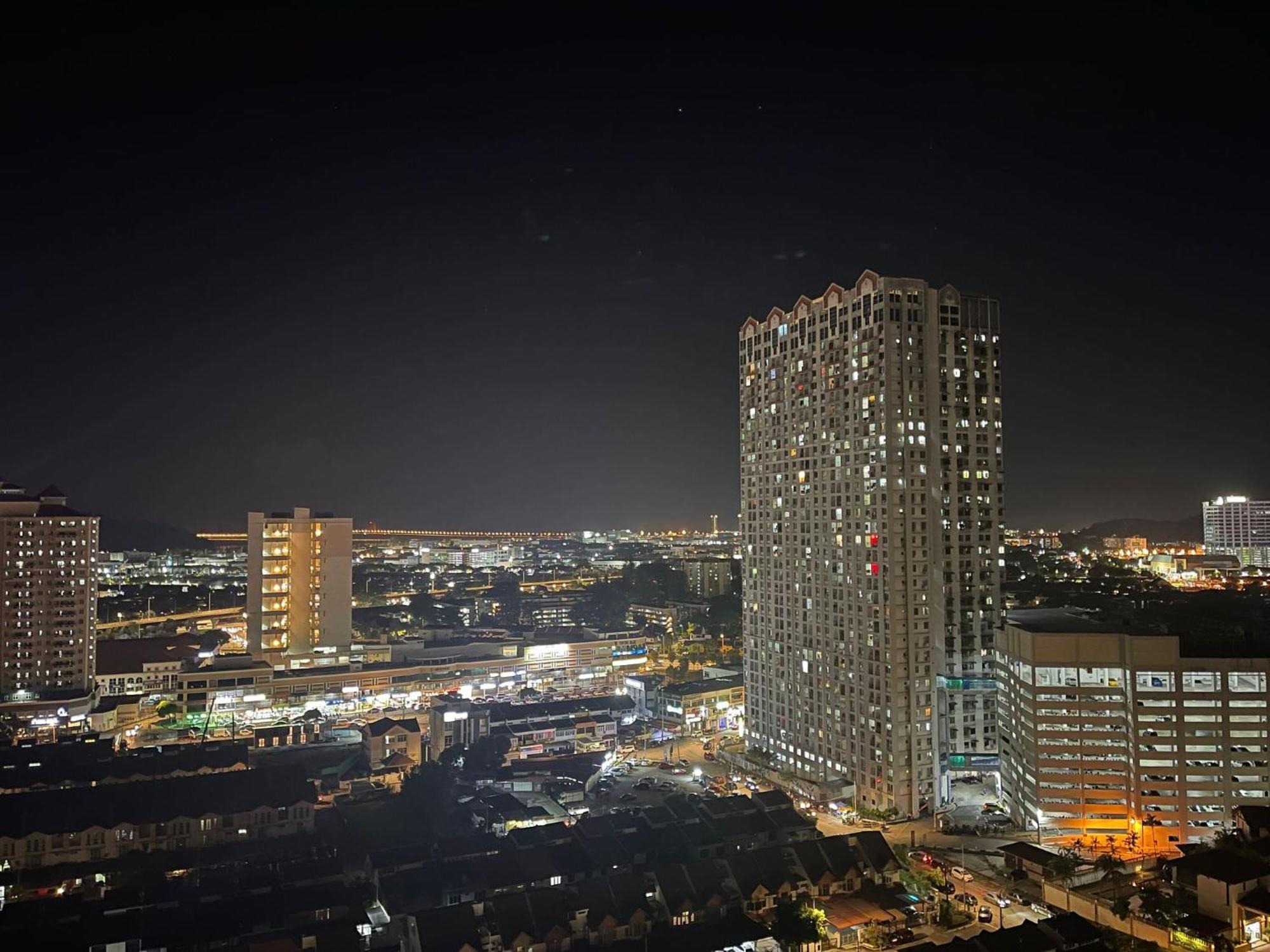 New 6Pax Soho Near Usm & Spice Arena & Airport Apartment Bayan Lepas Exterior photo